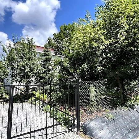Spacious Garden Villa